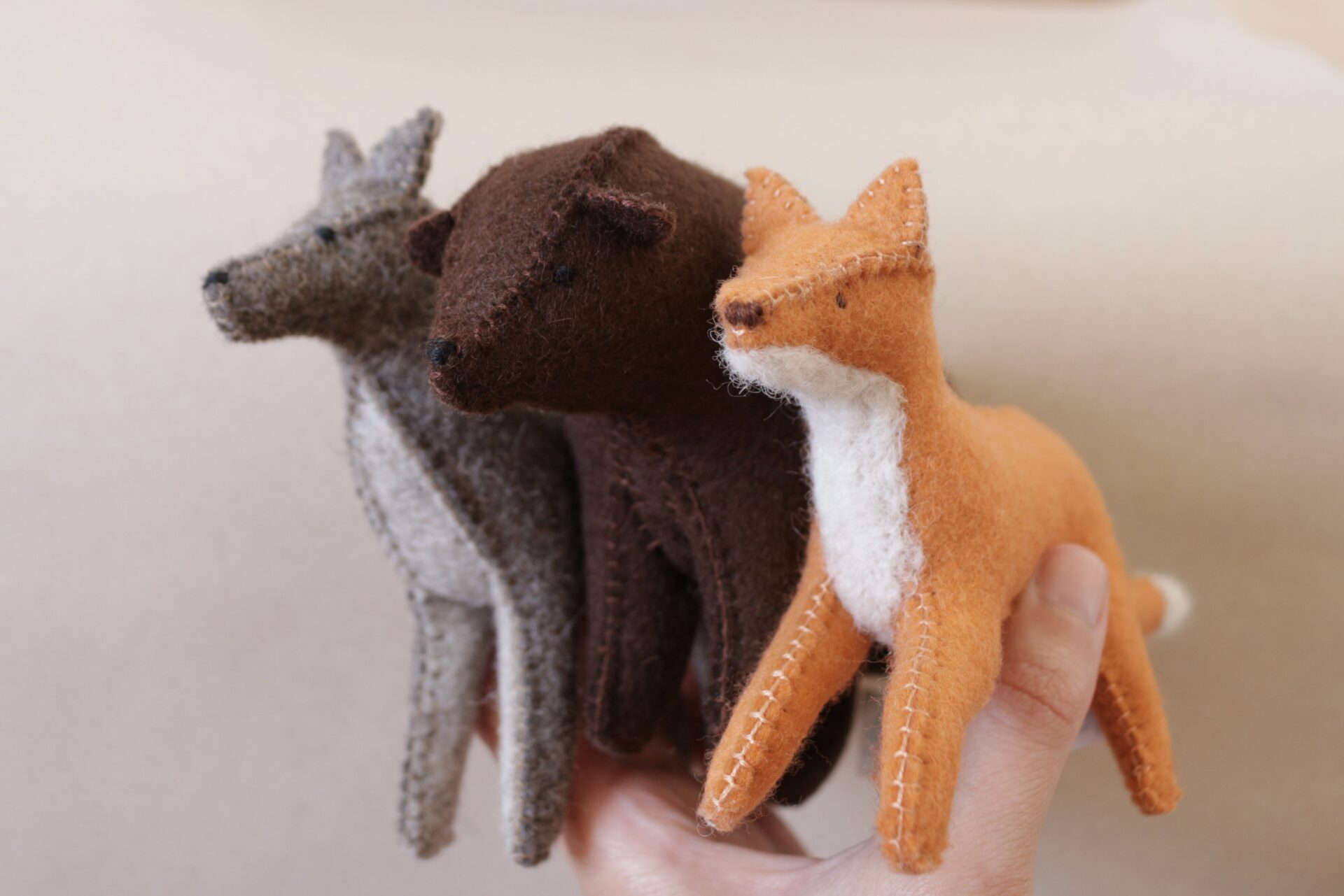 Jouets naturels 3 amis de la forêt animaux en feutrine de laine fabrication artisanale en Corse