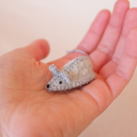 Wool felt mouse figurine for children