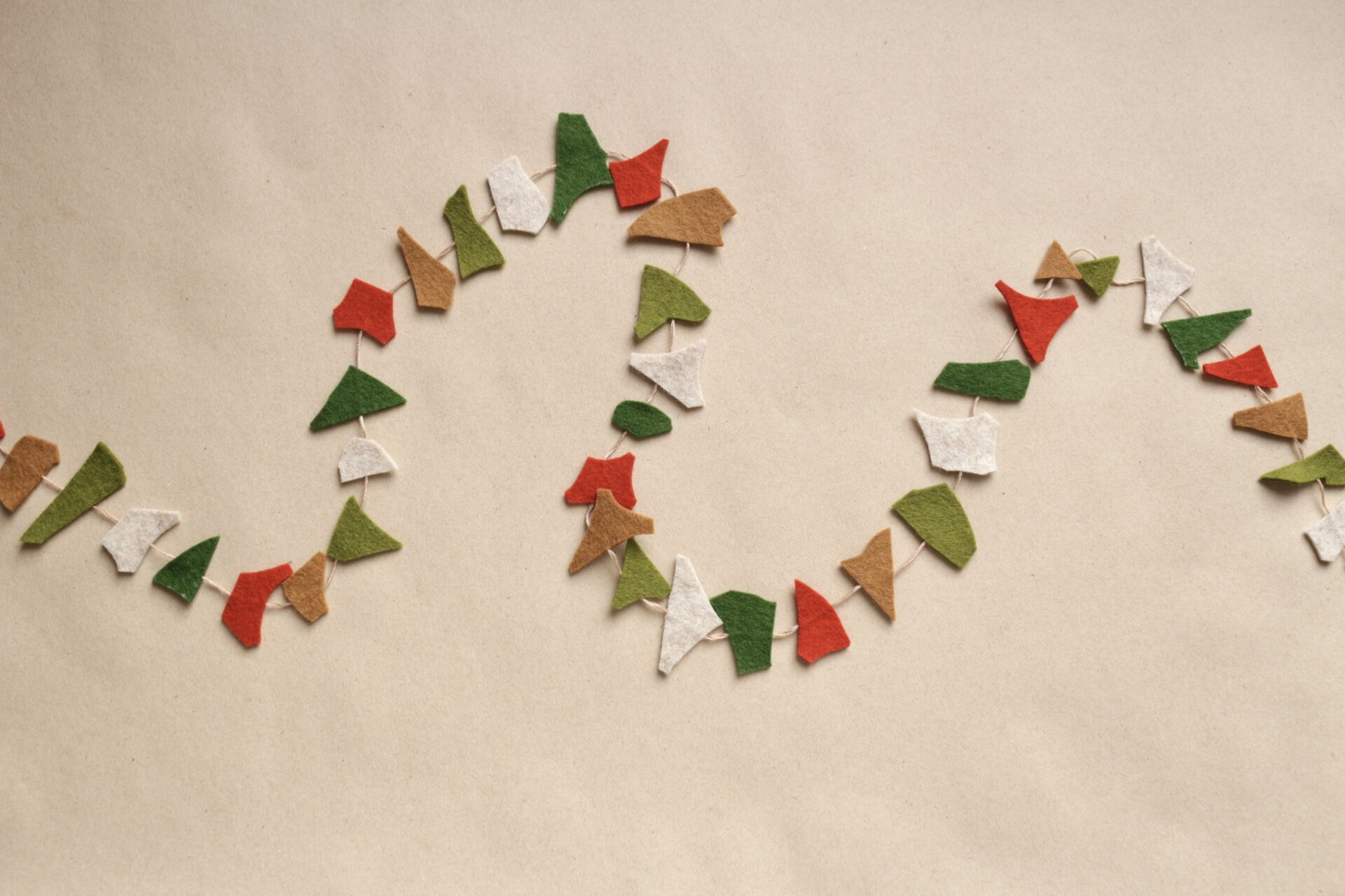 Christmas garland ~ small shapes 5