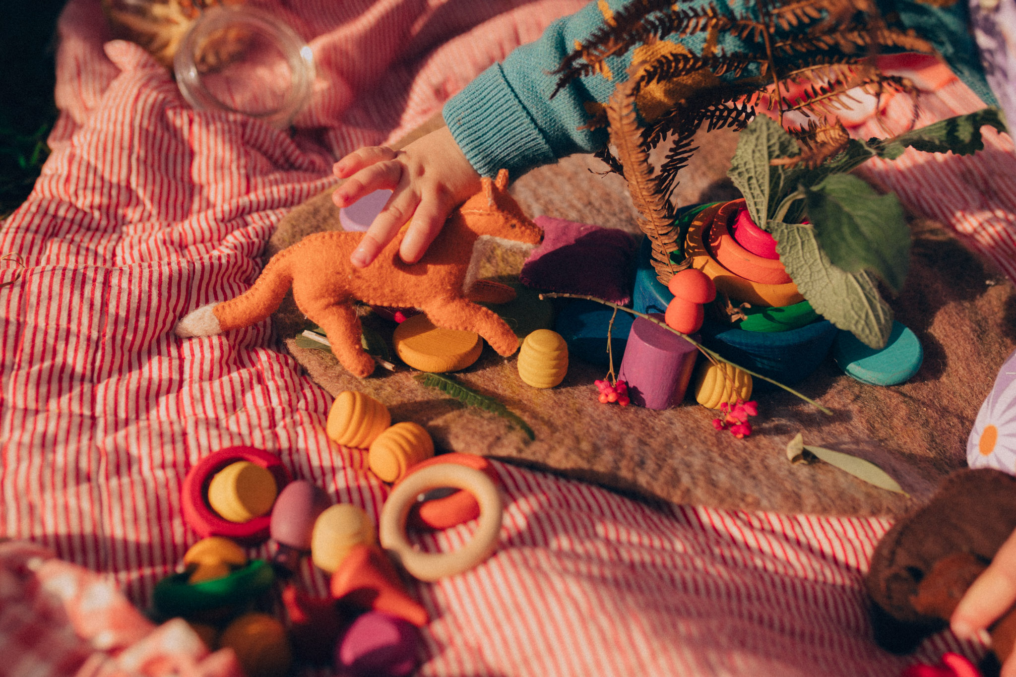 Jouets en laine naturelle